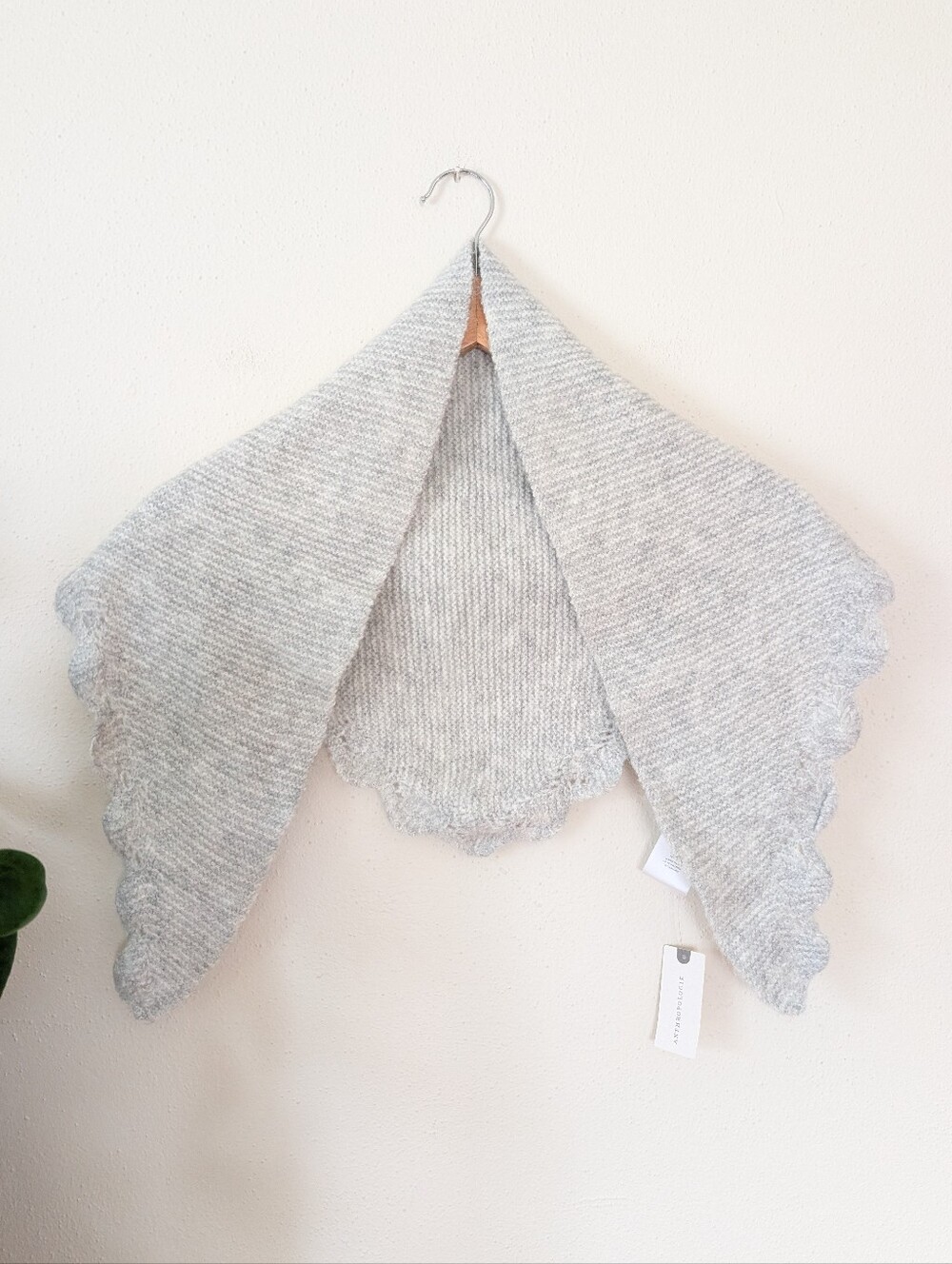Anthropologie | Maeve | Scalloped Triangle Scarf